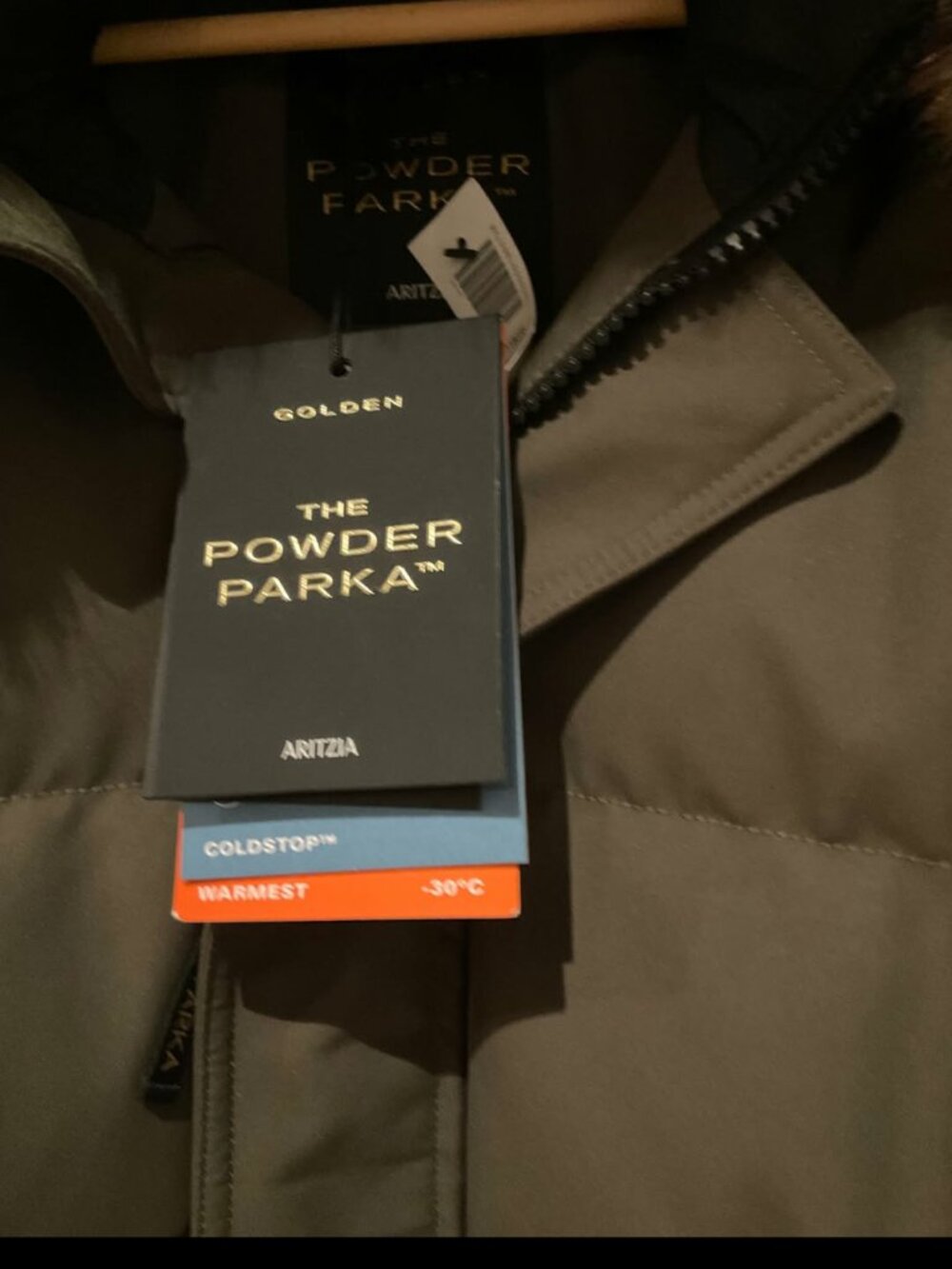Aritzia powder parka - Picture 3 of 6
